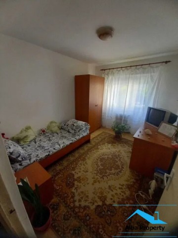 apartament-3-camere-decomandat-etaj-01-3