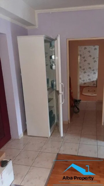 apartament-2-camere-mobilat-etaj-2-1