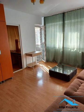 apartament-2-camere-mobilat-zona-centru-1