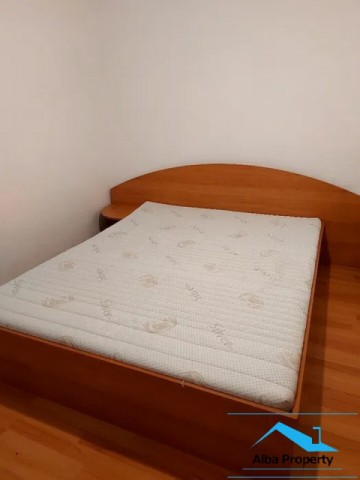 apartament-2-camere-mobilat-zona-centru-4