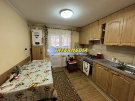 apartament-2-camere-decomandat-de-vanzare-in-alba-iulia-zona-cetate-etaj-3-mobilat-complet
