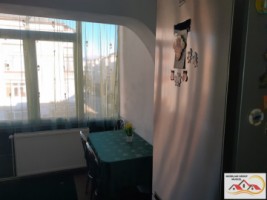 apartament-3-camere-cf-1-etj-4-campulung-muscel-grui-pret-69000-euro-3