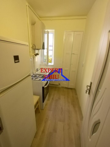 vand-apartament-2-camere-recent-renovatzona-mihai-viteazul-5