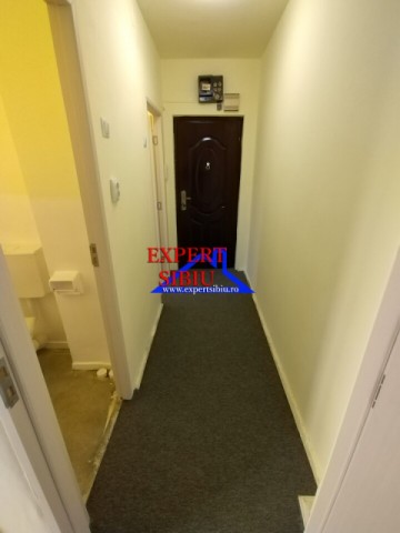 vand-apartament-2-camere-recent-renovatzona-mihai-viteazul-6