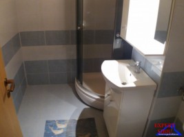 inchiriez-apartament-2-camere-decomandat-renovatzona-valea-aurie-6