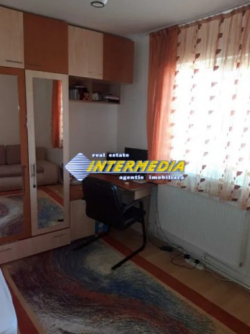 apartament-2-camere-de-vanzare-etaj-intermediar-zona-cetate-piata-2