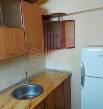 de-vanzare-apartament-cu-1-camera-dambul-pietros-4