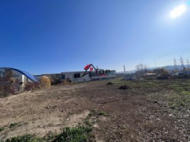 teren-cu-puz-si-autorizatie-de-constructie-4