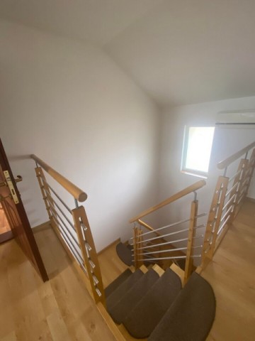 casa-110-mp-zona-iuliu-maniu-pret-350-euro-3