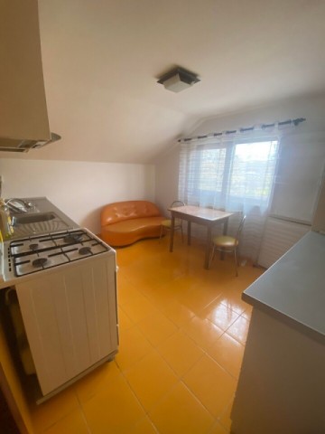 casa-110-mp-zona-iuliu-maniu-pret-350-euro-4