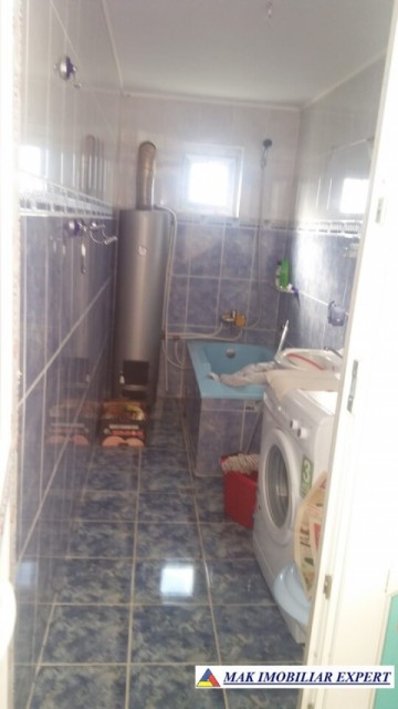 casa-de-vanzare-arges-casa-cu-3-camere-si-teren-de-8800-mp-in-bughea-de-sus-arges-9