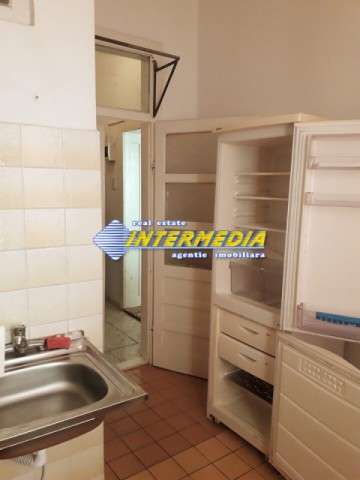 apartament-cu-o-camera-43-mp-zona-centru-2