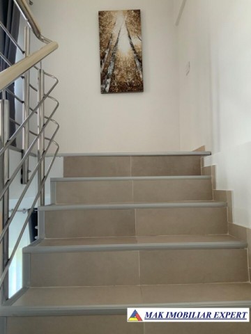vila-cu-4-camere-si-teren-de-309-mp-de-vanzare-in-rosiori-de-vede-teleorman-ideala-pentru-locuinta-de-familie-11
