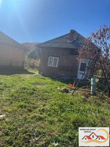 casa-3-camere-teren-1400-mp-in-vladesti-arges-pret-25000-euro-3