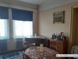 vila-6-camere-teren-1046-mp-de-vanzare-in-centru-campulung-muscel-arges-14
