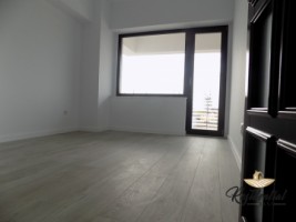 apartament-decomandat-de-vanzare-in-iasi-copou-1-camera-bucatarie-inchisa-2-balcoane-baie-cu-geam-4