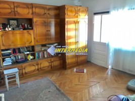 apartament-2-camere-decomandat-de-inchiriat-cetate-4