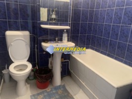 apartament-2-camere-decomandat-de-inchiriat-cetate-8