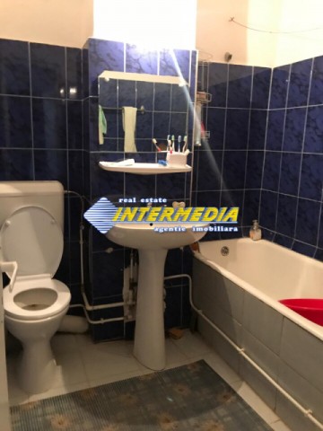 apartament-2-camere-decomandat-de-inchiriat-cetate-9