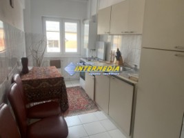 apartament-2-camere-decomandat-de-inchiriat-cetate-10