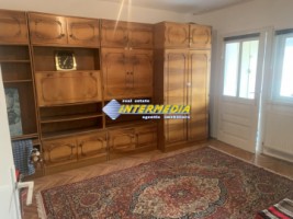 apartament-2-camere-decomandat-de-inchiriat-cetate-16