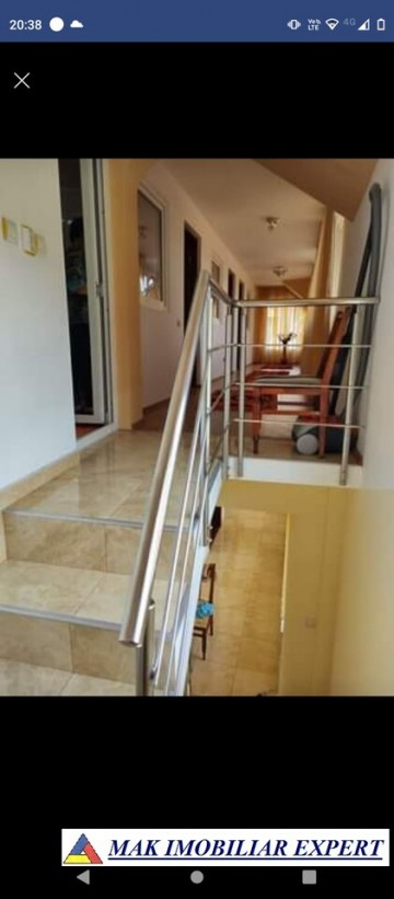 vila-cu-5-camere-si-teren-de-500-mp-de-vanzare-rucar-arges-7