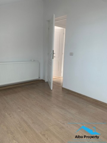 apartament-3-camere-bloc-nou-zona-cetate-2