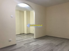 apartament-3-camere-nemobilat-alba-iulia-zona-centru-etaj-1-2