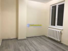 apartament-3-camere-nemobilat-alba-iulia-zona-centru-etaj-1-6