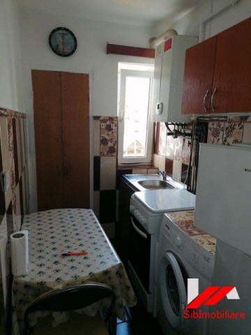 apartament-2-camere-utilat-si-mobilat-de-vanzare-in-vasile-aron-9