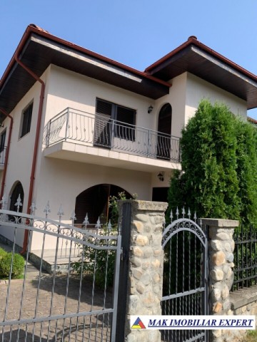 nou-vila-6-camere-teren-1300-mp-campulung