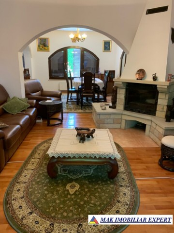 nou-vila-6-camere-teren-1300-mp-campulung-10