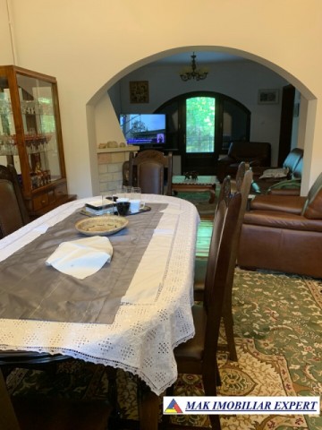 nou-vila-6-camere-teren-1300-mp-campulung-15