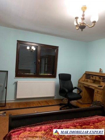 nou-vila-6-camere-teren-1300-mp-campulung-19