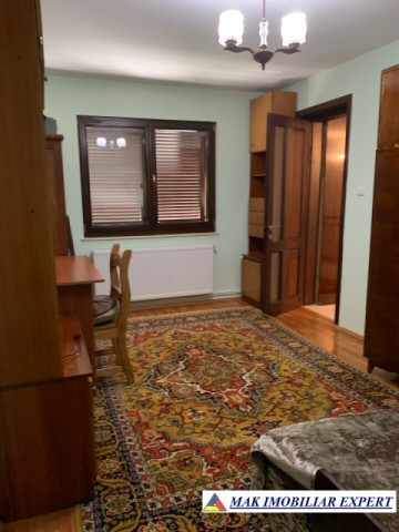 nou-vila-6-camere-teren-1300-mp-campulung-20