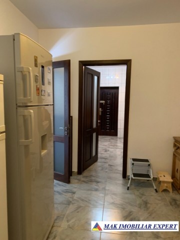 nou-vila-6-camere-teren-1300-mp-campulung-25