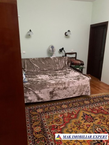 nou-vila-6-camere-teren-1300-mp-campulung-36