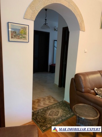 nou-vila-6-camere-teren-1300-mp-campulung-38