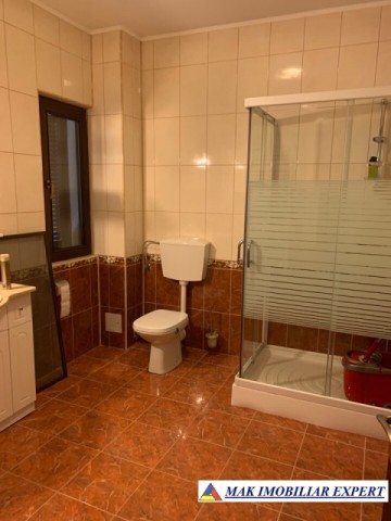 nou-vila-6-camere-teren-1300-mp-campulung-58