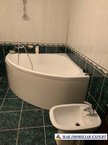 nou-vila-6-camere-teren-1300-mp-campulung-61