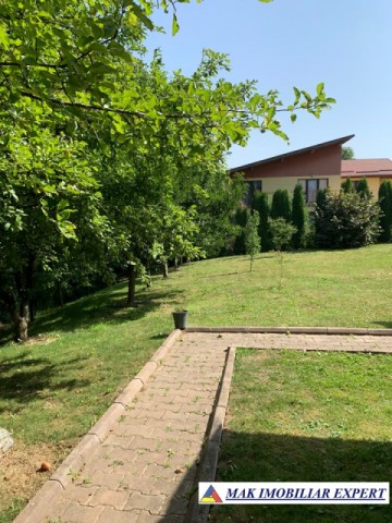 nou-vila-6-camere-teren-1300-mp-campulung-74