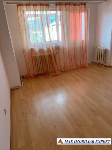 apartament-2-camere-cf-1-et-44-campulung-5