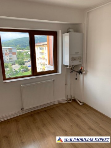 apartament-2-camere-cf-1-et-44-campulung-9
