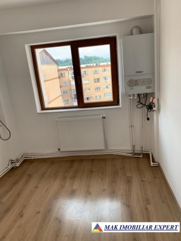 apartament-2-camere-cf-1-et-44-campulung-10