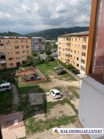 apartament-2-camere-cf-1-et-44-campulung-15