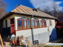 casa-de-vanzare-cu-6-camere-in-zona-matau-arges
