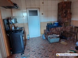 casa-de-vanzare-cu-6-camere-in-zona-matau-arges-11