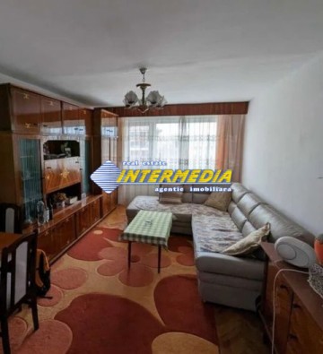 apartament-3-camere-decomandat-de-vanzare-alba-iulia-centru