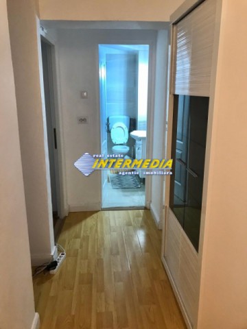apartament-2-camere-decomandat-de-inchiriat-alba-iulia-centru-mobilat-utilat-complet-12
