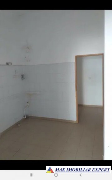 spatiu-comercial-parter4-campulung-5